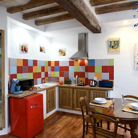 Apartament Studio L'Angelo LʼIsle-sur-la-Sorgue Zewnętrze zdjęcie